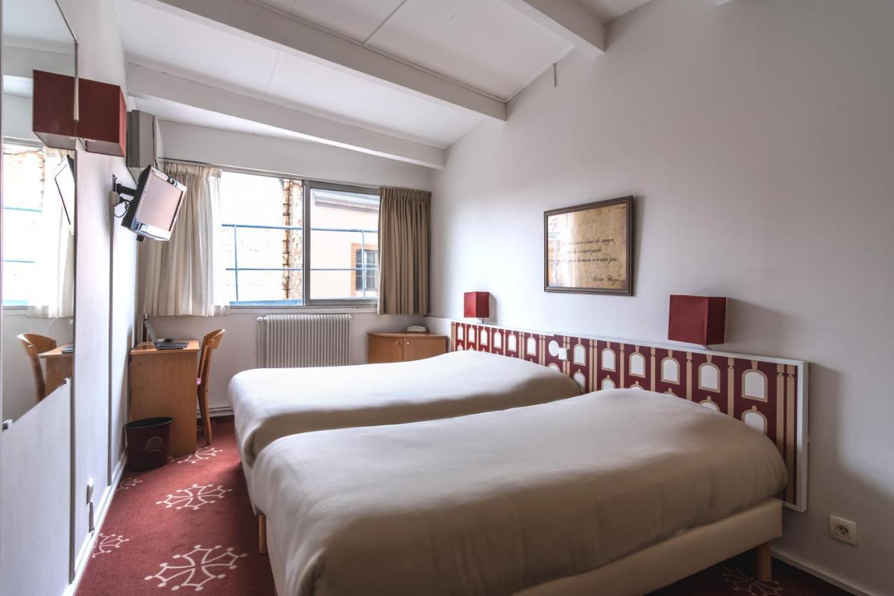 Hotel Ours Blanc - Place Victor Hugo Hotel 2*