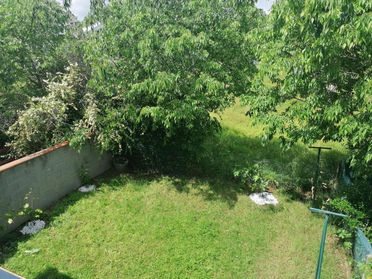 Maison Familliale Avec Jardin Villa
