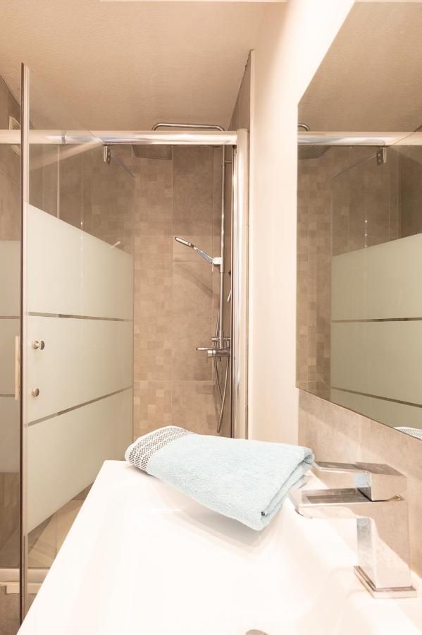 Idéal Couple Jacuzzi Et Jolie Cour Intérieure Appartement