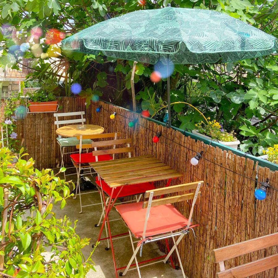 La Bulle Dans Le Palmier Guest house *