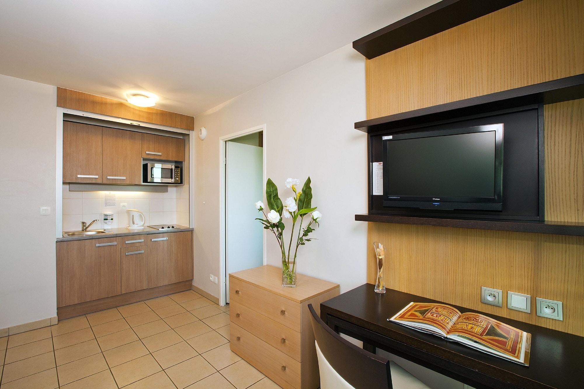 Aparthotel Residhome Occitania 3*
