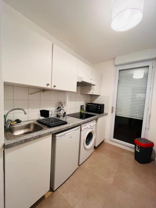 - Apartamento