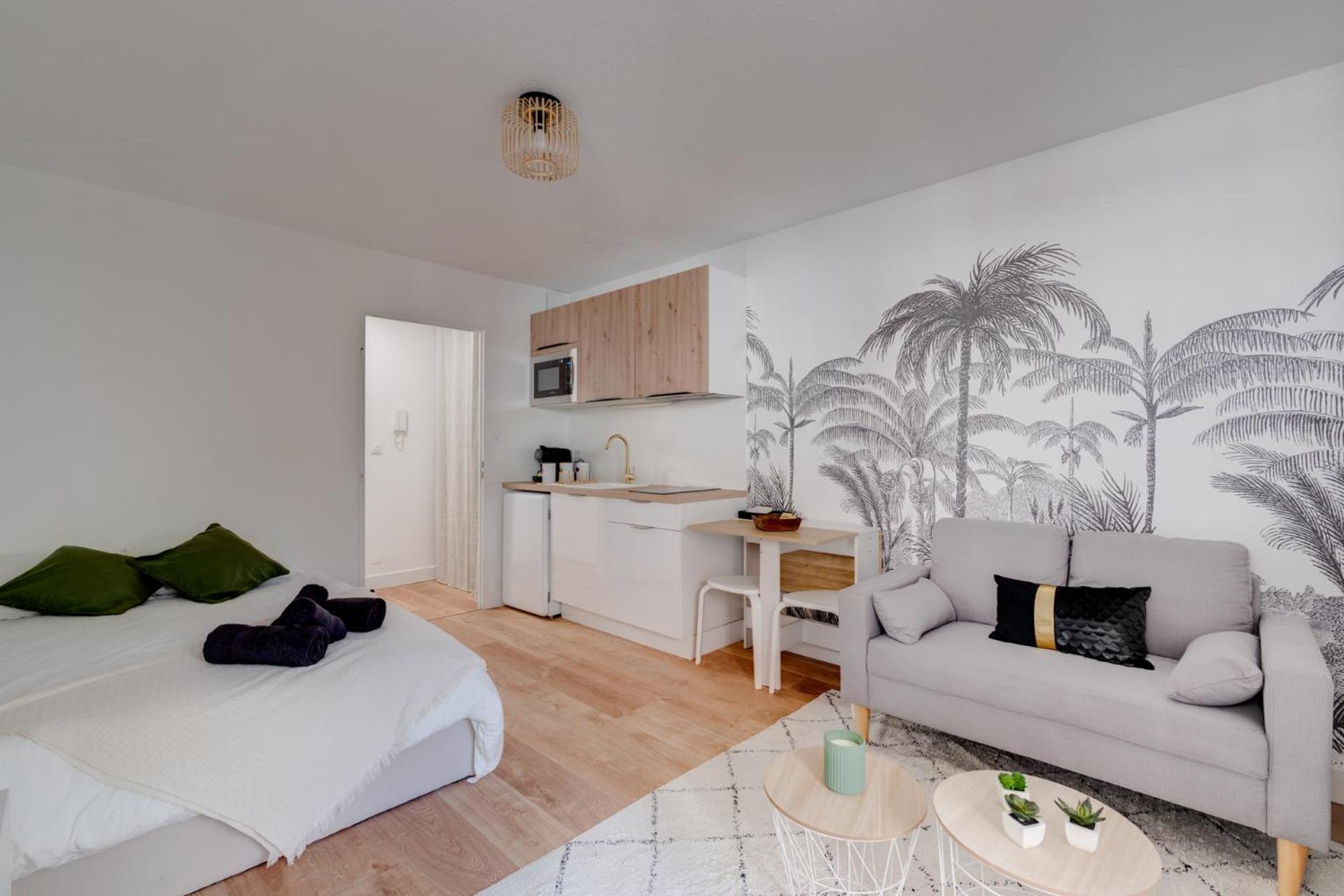 Place Dupuy, Clim, Parking, Terrasse *