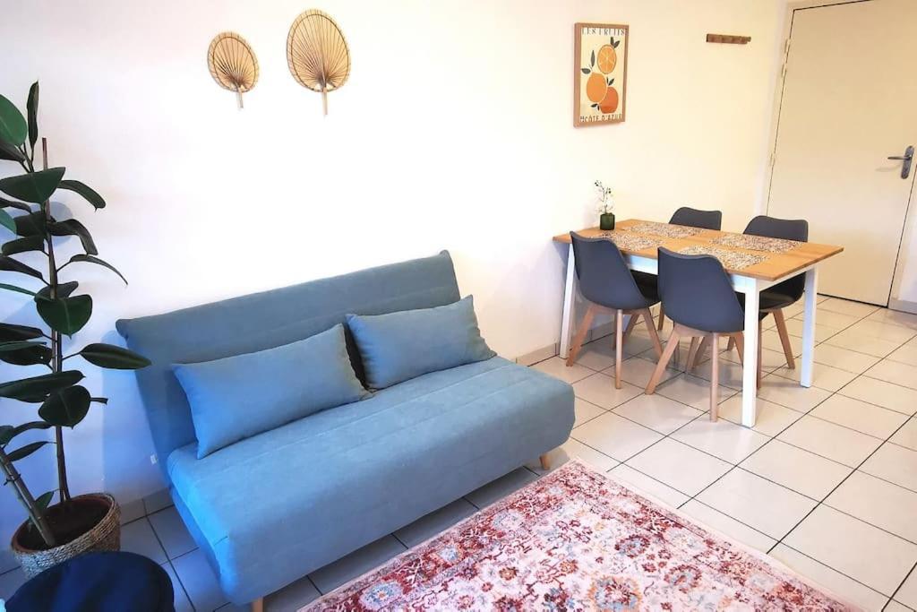 Grand Lumineux Et Sa Terrasse Au Calme Apartamento