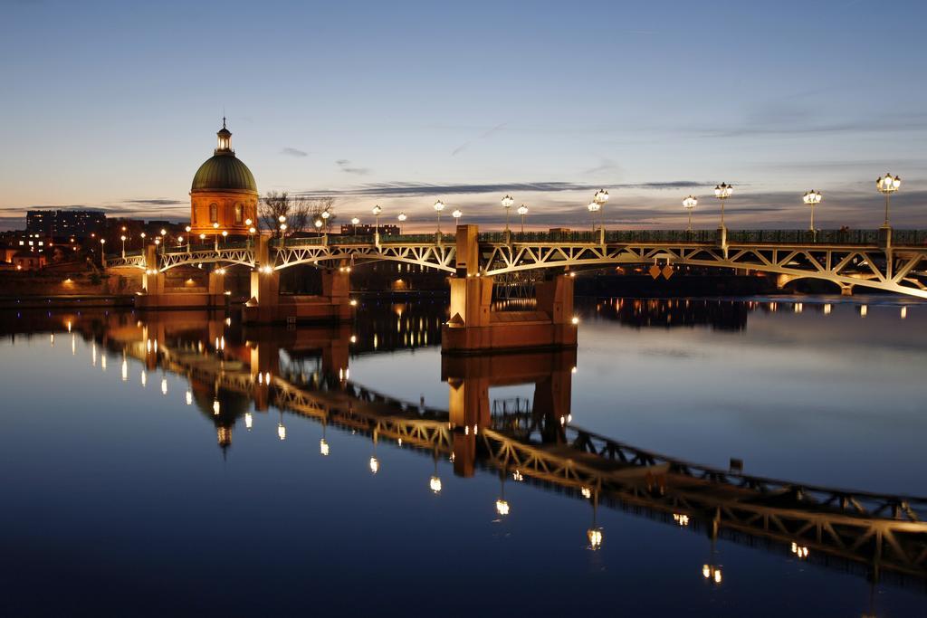 Hotel Ours Blanc - Place Victor Hugo 2* Toulouse
