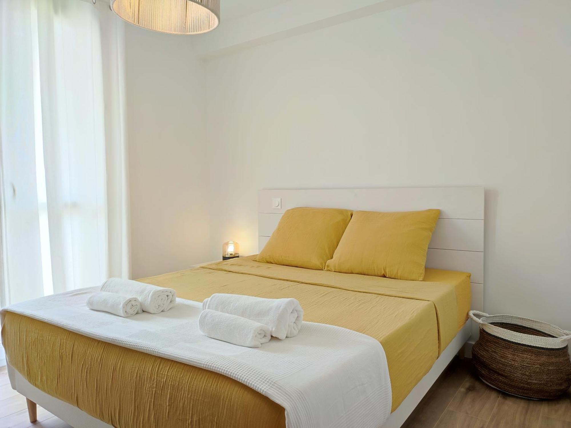 10 Mns A Pieds De L'hyper Centre, Vue Sur Le Canal Du Midi Appartement *