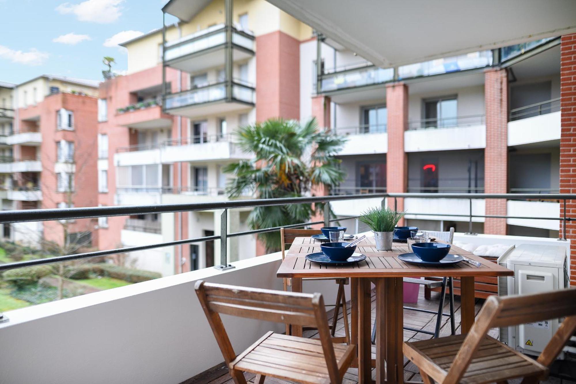 Apartamento Chic T2 Avec Balcon Et Parking - Zenith, Hippodrome