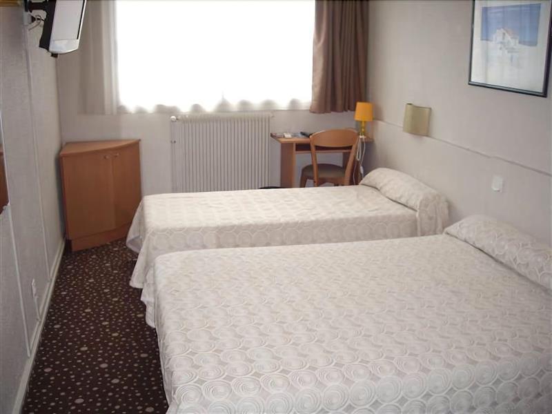 Hotel Ours Blanc - Place Victor Hugo Toulouse