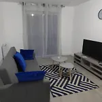 T3 Spacieux, Renove En 2020 -Pkg-Metro