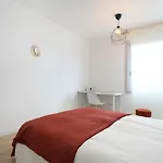 Expat Renting - Les Oustalous - Piscine - Parking