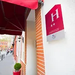 Hotel Patio Wilson