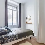 Grand Appartement Au Coeur Du Centre Historique