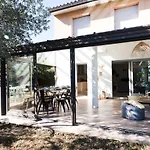 Guilhermy - Maison Contemporaine Avec Jardin
