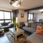 le Patchwork-Loft calme et cozy+parking privé