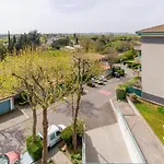 Chambre Calme Dans Un Appartement Lumineux