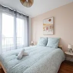 Spacieux T3 Avec 2 Parkings Gratuits Et 2 Balcons