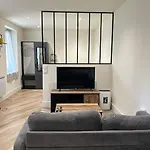 Le Superbe - Appartement Calme A Toulouse - Parking Prive - Proche Transports
