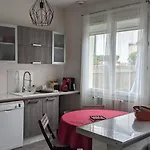 Maison Cosy Avec Jardinet