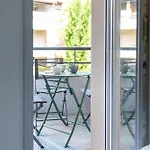 T3 Parking Gratuit, Balcon Et Residence Securisee