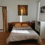 Studio Dans Maison De Ville