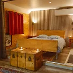 Magnifique Peniche Cosy Et Spacieuse A Toulouse