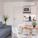 Blue Light - Jolie Logement Sur Les Ramblas