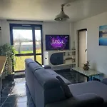 Appartement Cosy Entierement Equipe