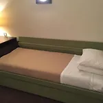At Home Appart Hotel