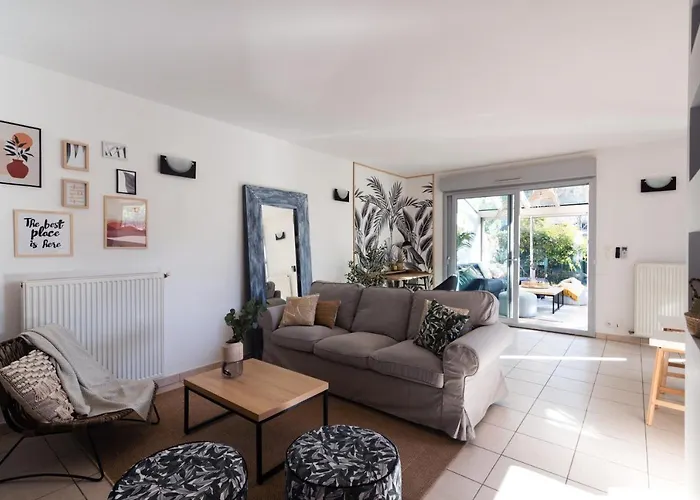 Guilhermy - Maison Contemporaine Avec Jardin