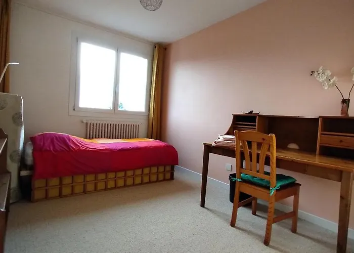 Chambre privée entre Université et centre ville chez l\'habitant