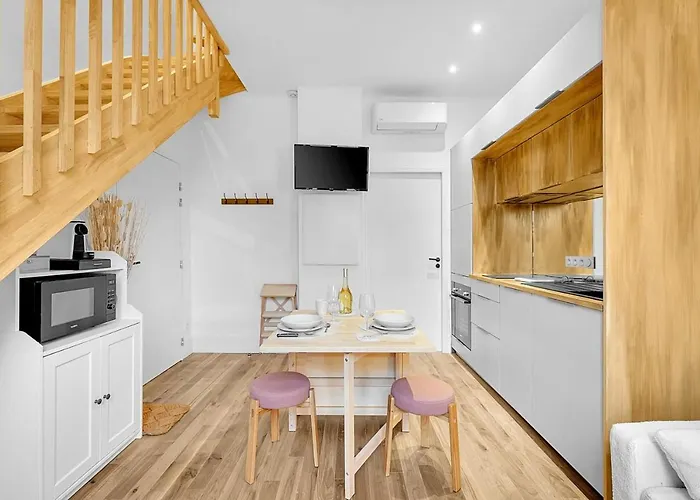 Magnificent Duplex Very Well Located