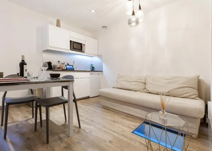 Atypique Ramblas Avec Sa Chambre
