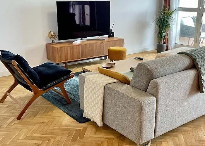 Magnifique Appartement 115M2 - 3 Chambres - Parking Gratuit