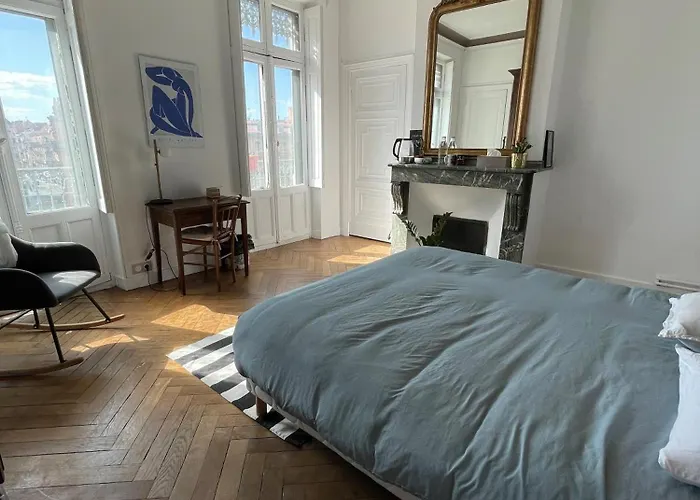 Chambre Comtesse - Climatisee - Proximite Metro