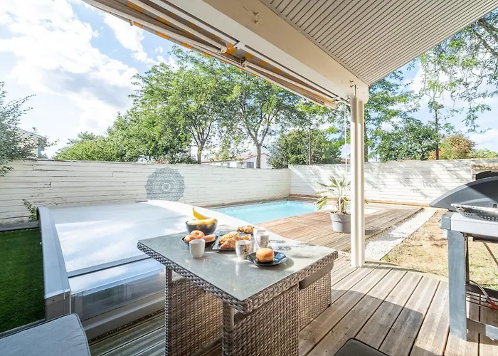 Villa St Simon - 11 Couchages, Piscine, Parking, Parfait Entre Famille, Amis Ou Pros
