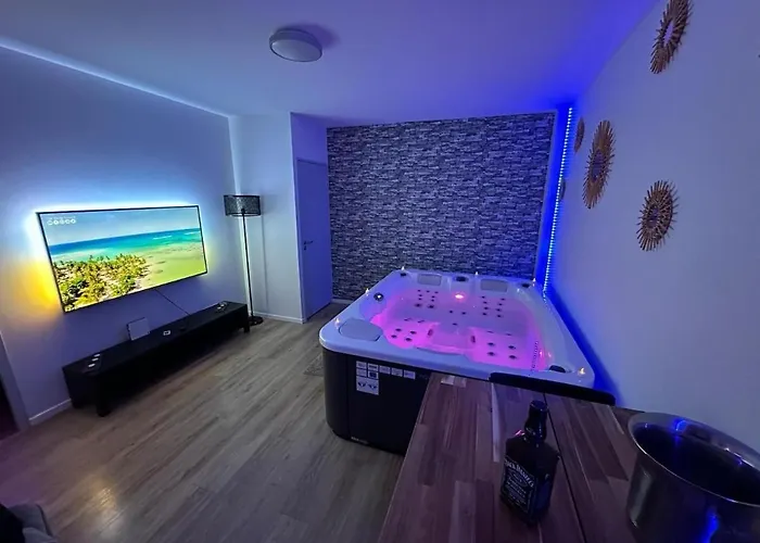 Love And Spa Love Room Jacuzzi Privee Avec Terasse