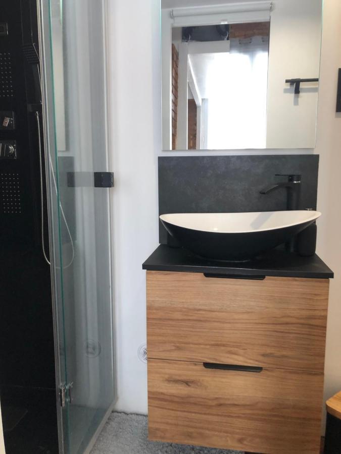De 20m2 En Hypercentre De Apartamento