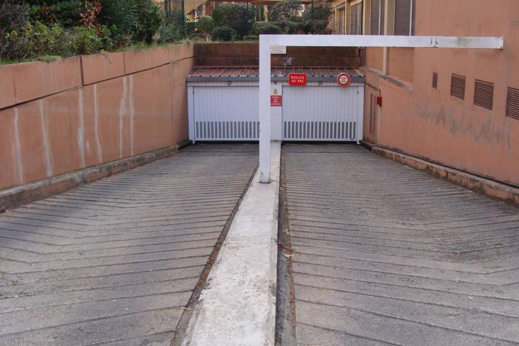 T4 Proche Hypercentre, Box Auto Prive Et Loggia * Toulouse