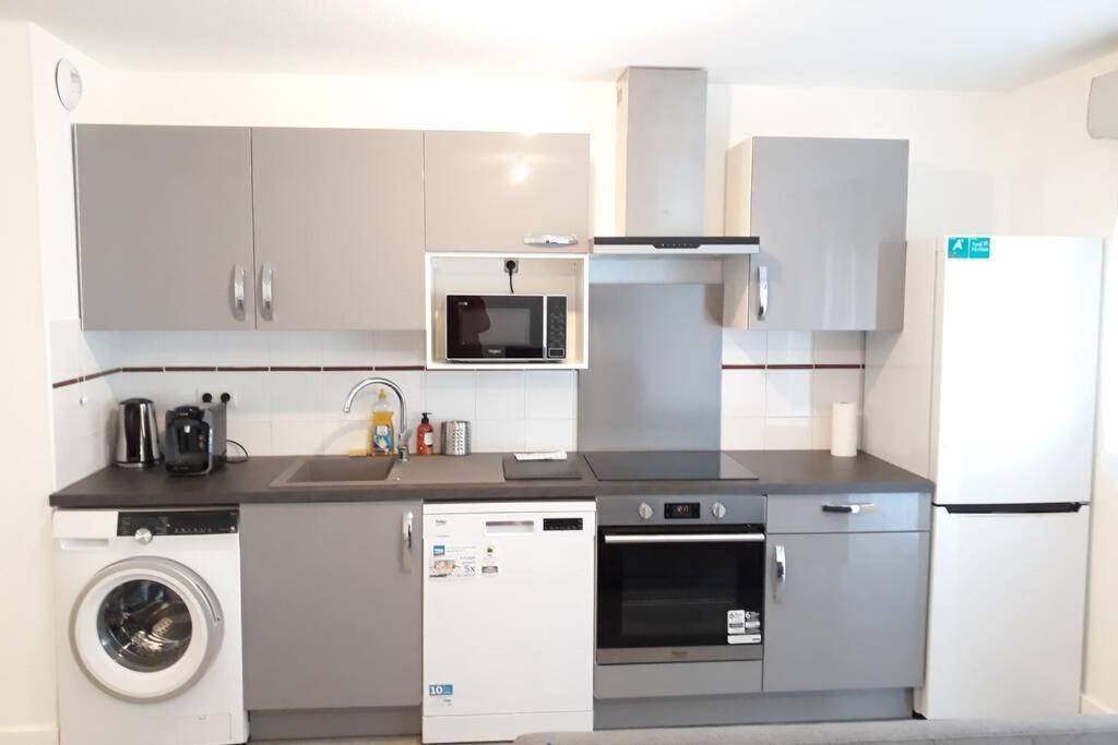 Apartment T3 Spacieux, Renove En 2020 -pkg-metro Toulouse