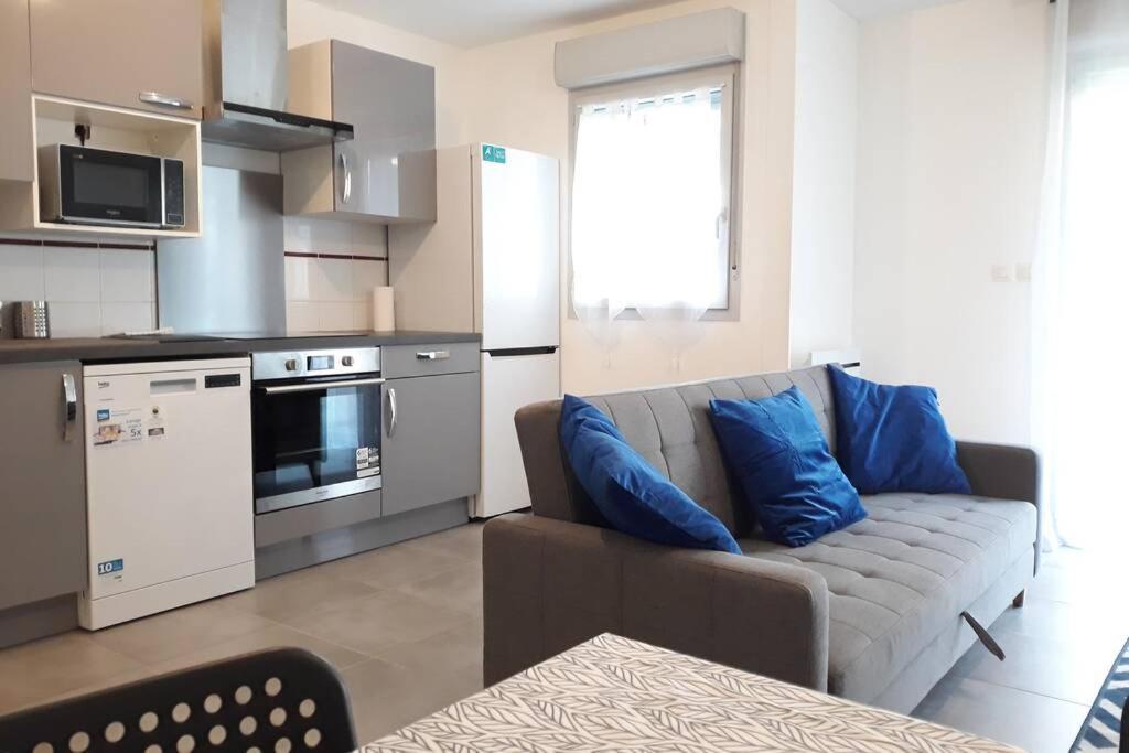 T3 Spacieux, Renove En 2020 -pkg-metro *