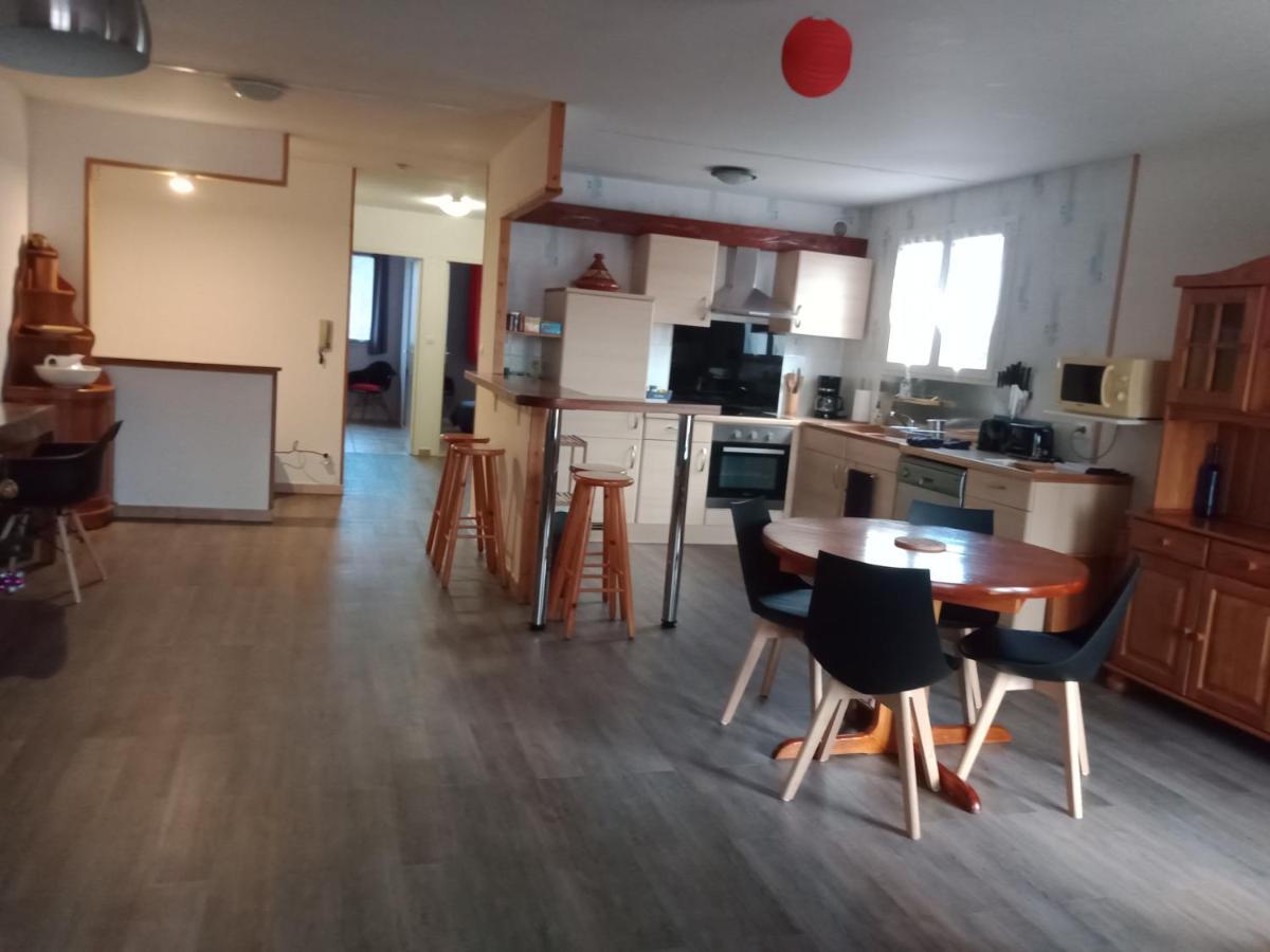 Superbe T3 De 85 Mètres Carrés Apartamento