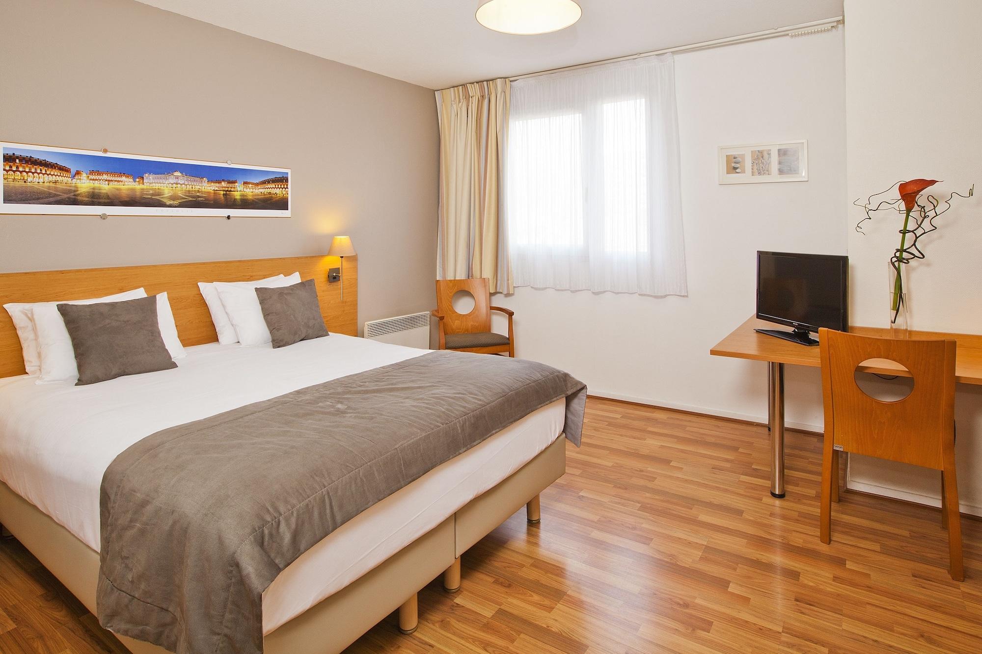 Séjours&affaires De Brienne Appart hôtel