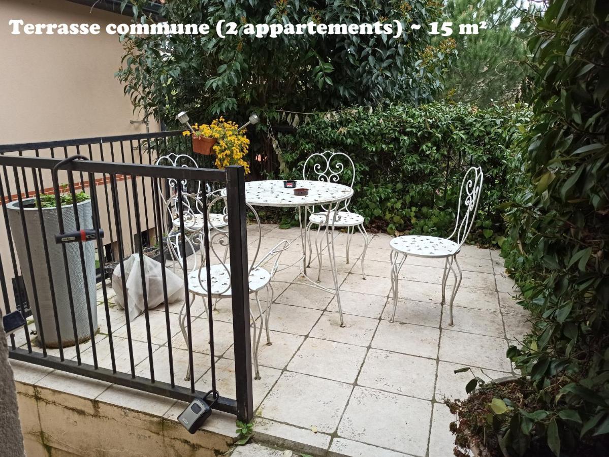 T2 Saint Cyprien 40m2 Indépendant, Quartier Sympa, 1er étage Sur 2, Terrasse Appartement *