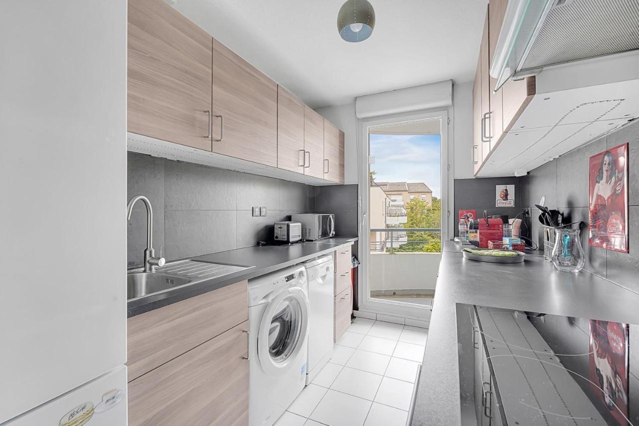 Sublime 64m With 2 Balconies For 6 In Apartment Toulouse