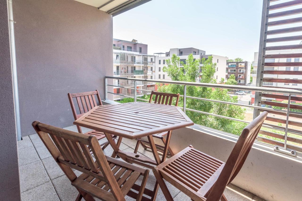 La Loge Du Minotaure, Parking Et Bureaux Apartamento *
