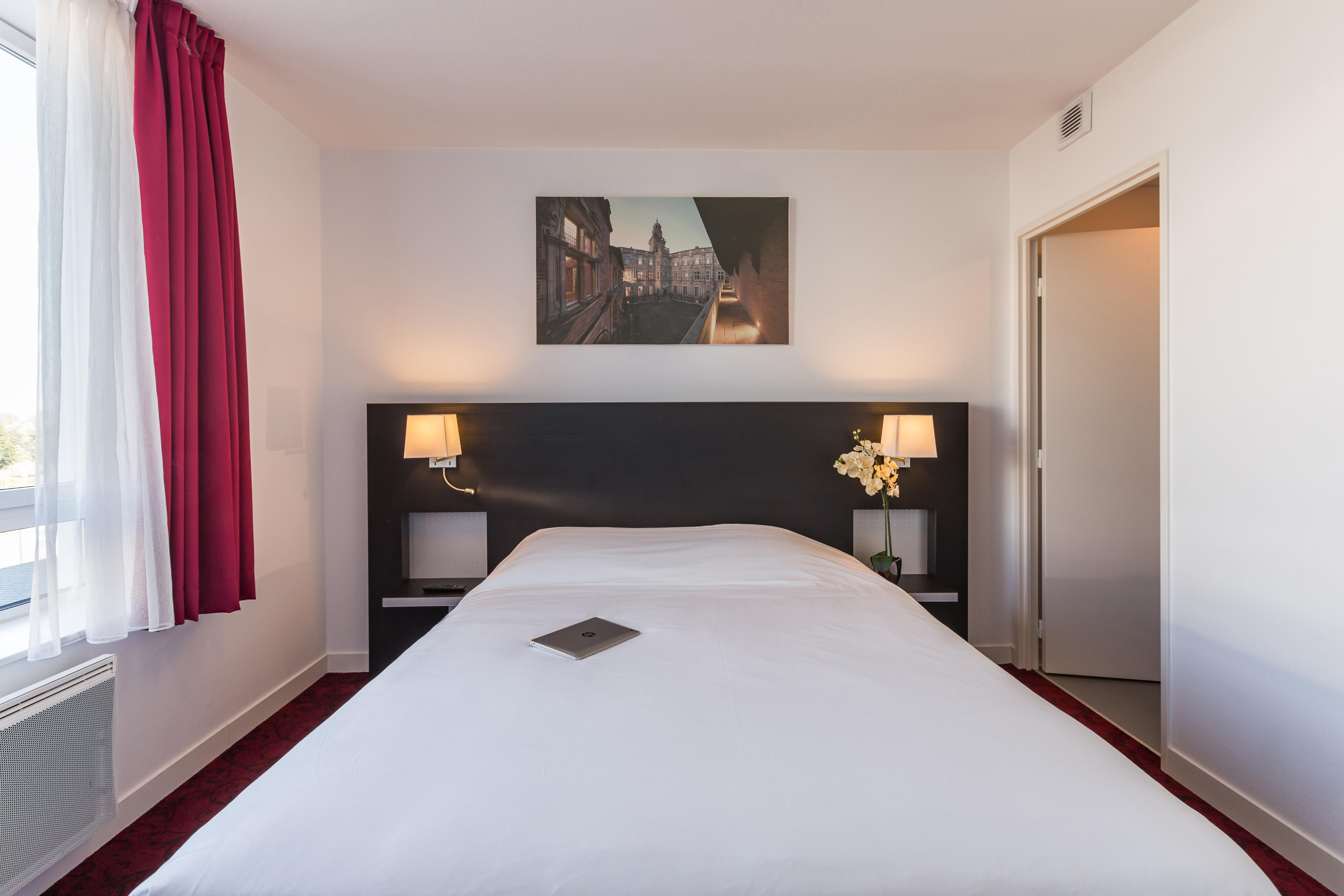 Zenitude Hôtel-résidences Fluvia 3*