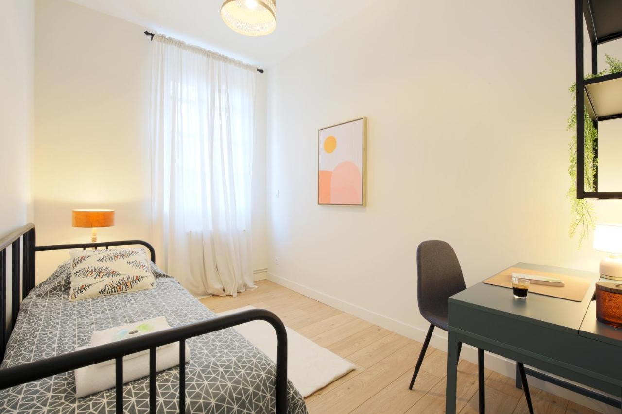 Expat Renting - Le Barcelone - Compans - Parking
