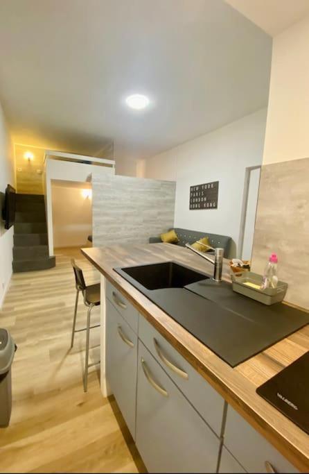 T2 Neuf Pour 4 Pers , Bien Place Et Parking Gratuit Apartment Toulouse