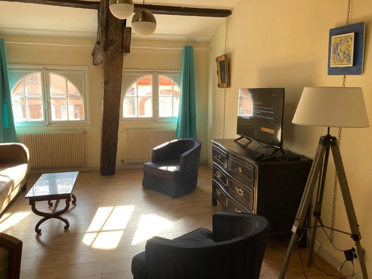 Apartment Centre: T2 Bis Dans Immeuble Historique Toulouse
