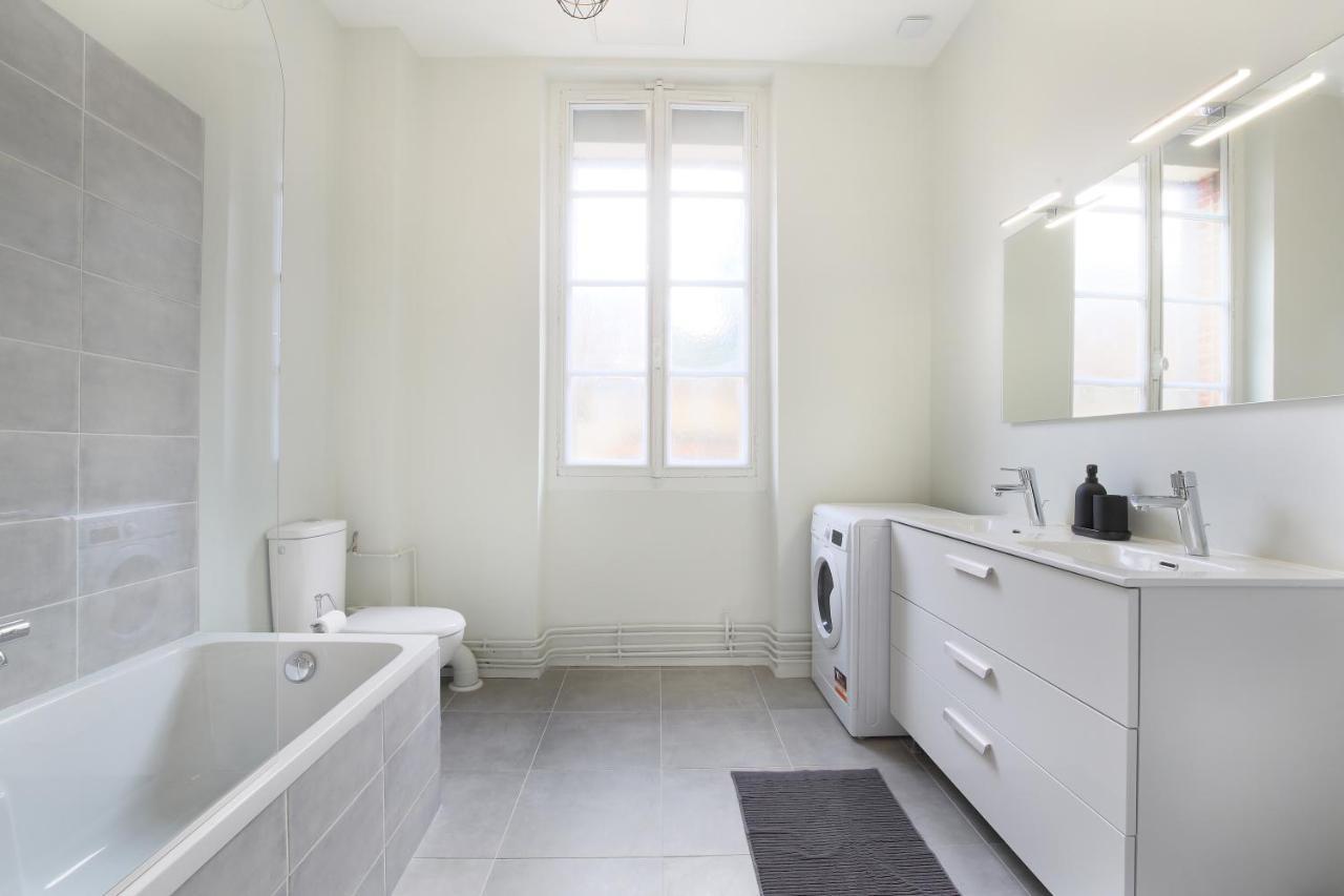Expat Renting - Le Barcelone - Compans - Parking